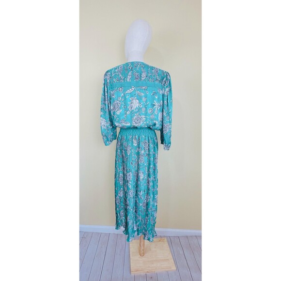 1980s Vintage Diane Freis Green Floral Puffed Sleeve Dress / Pleated  Dress / XL - Picture 4 of 8
